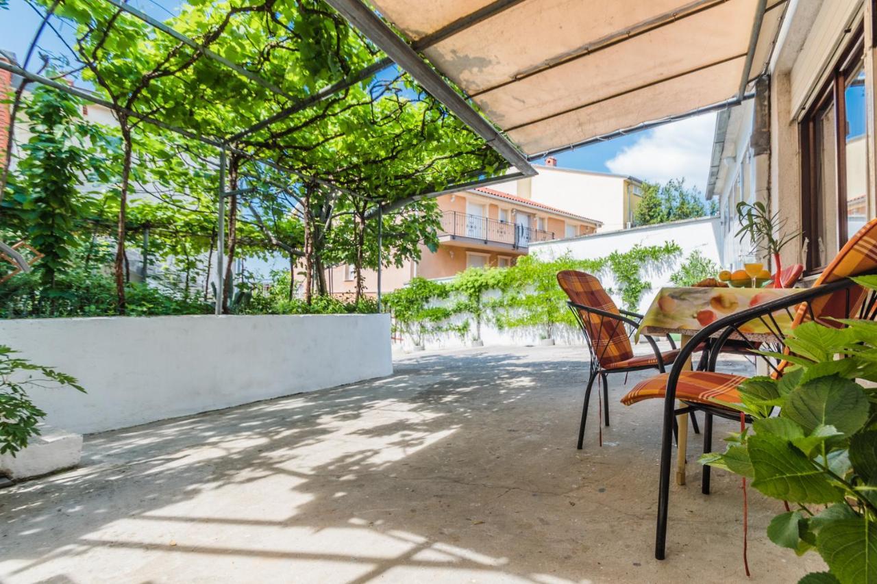 Loredana Apartments Цриквениця Екстер'єр фото